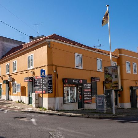 Matching Loures Guest House Экстерьер фото