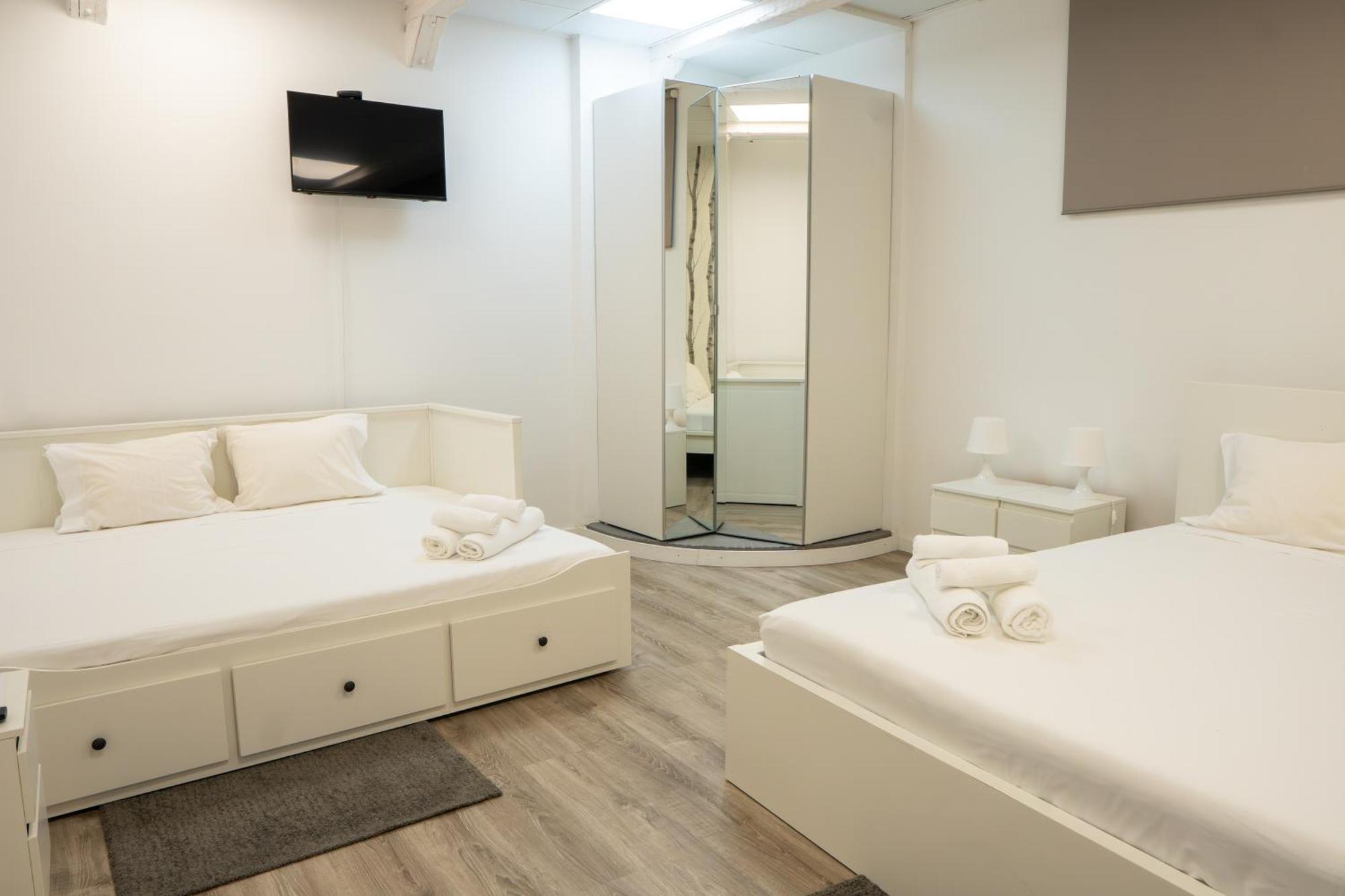 Matching Loures Guest House Экстерьер фото