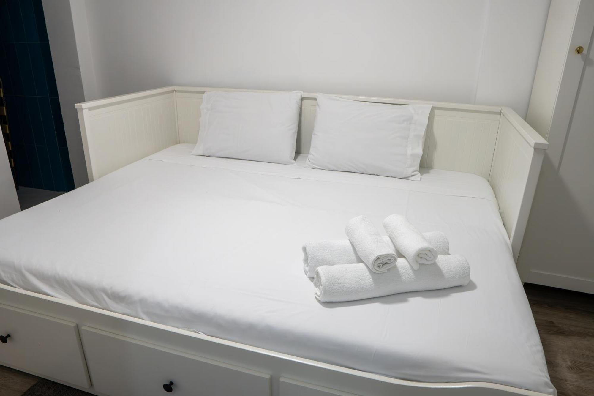 Matching Loures Guest House Экстерьер фото