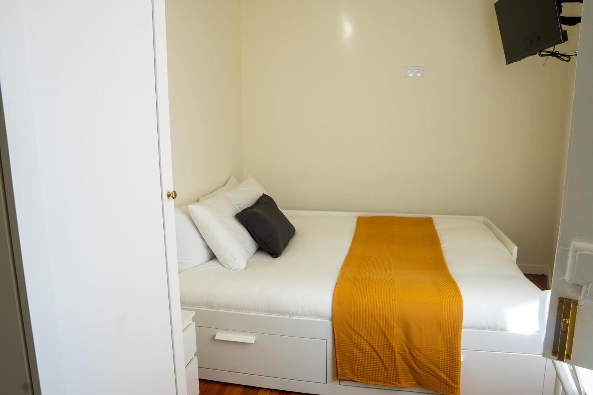 Matching Loures Guest House Экстерьер фото