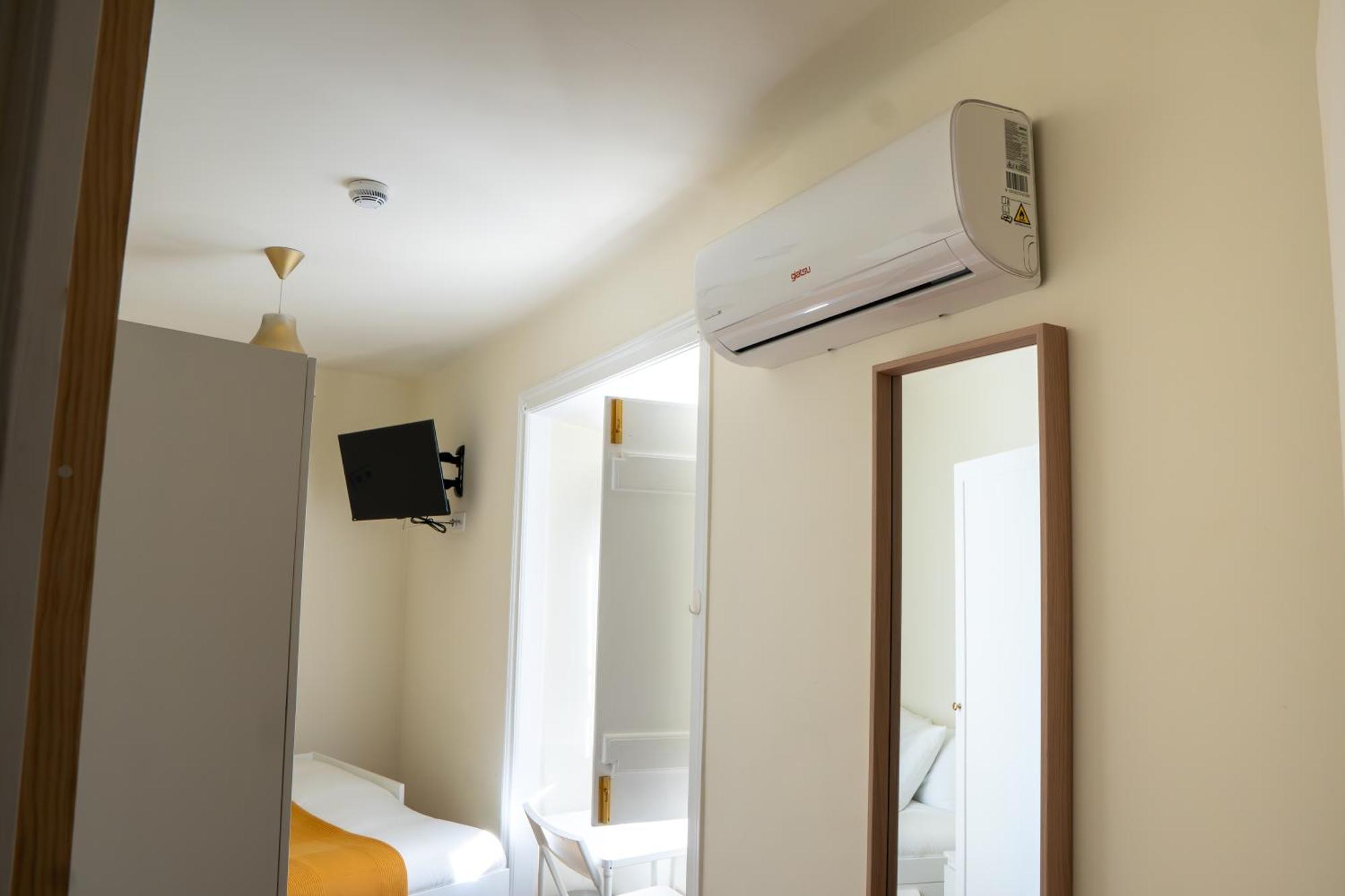 Matching Loures Guest House Экстерьер фото