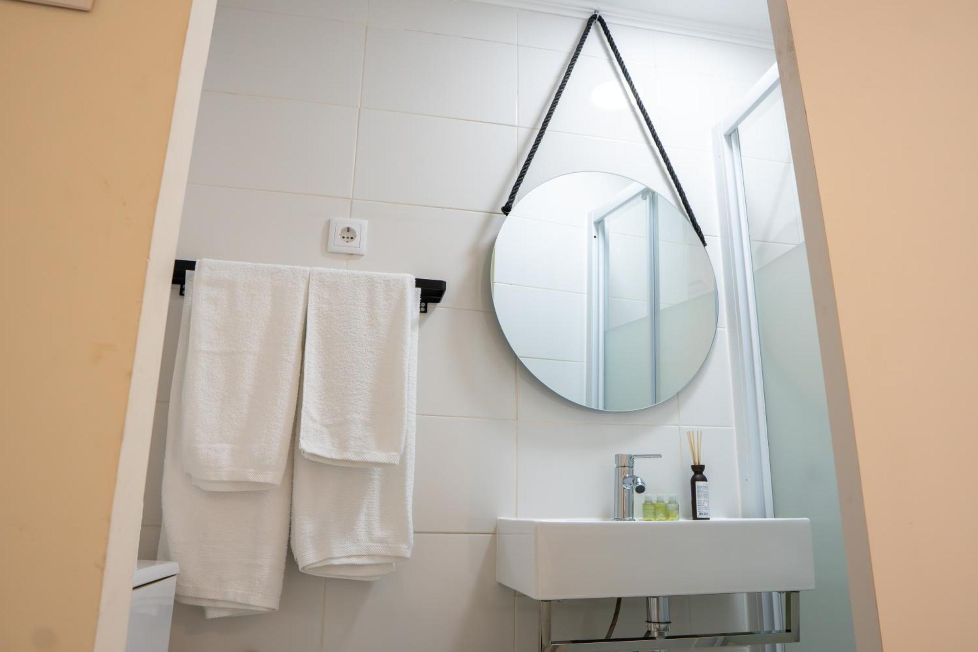 Matching Loures Guest House Экстерьер фото