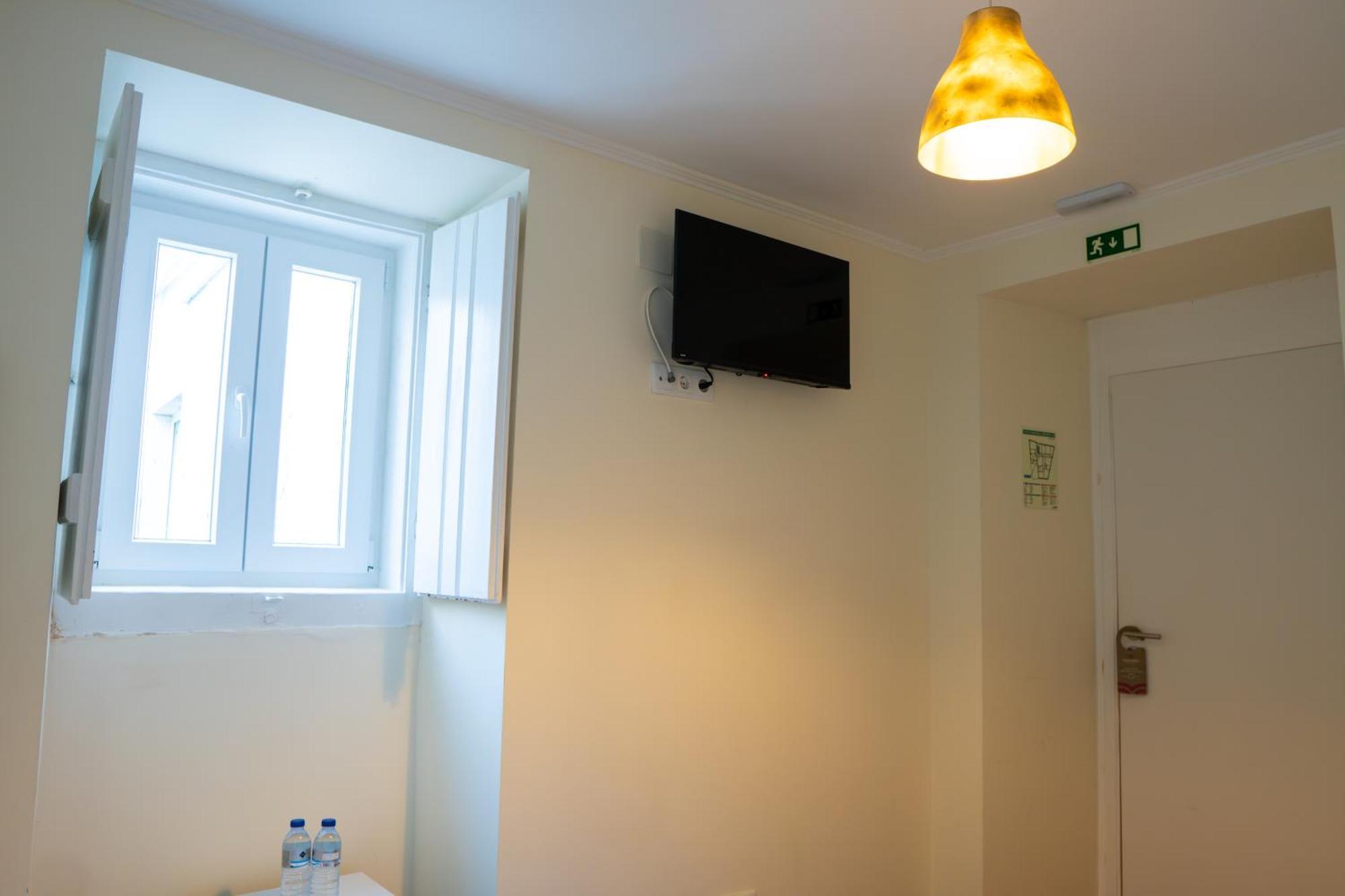 Matching Loures Guest House Экстерьер фото